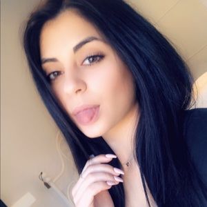 Meet your Posher, Sophia